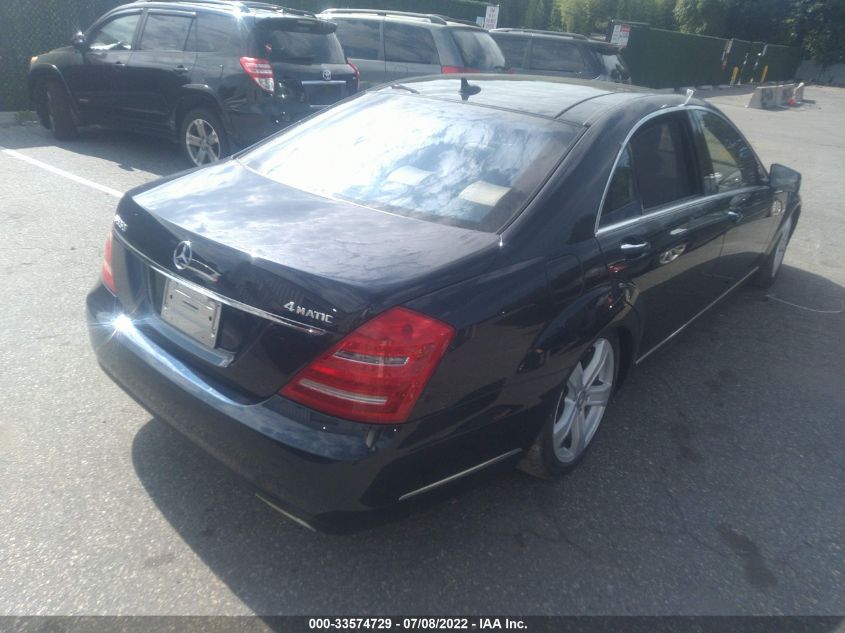 2013 MERCEDES-BENZ S-CLASS S 550 WDDNG9EB6DA529118