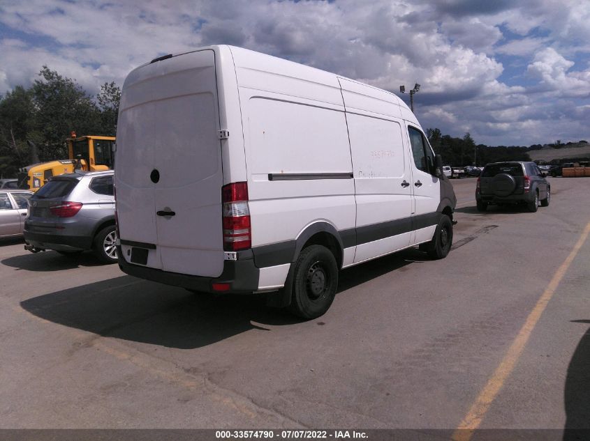 2016 MERCEDES-BENZ SPRINTER CARGO VANS WORKER WD3PE7DD4GP327034
