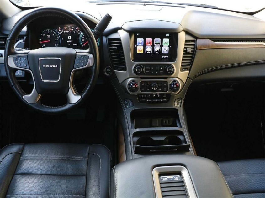 2020 GMC YUKON XL DENALI 1GKS1HKJ9LR192405