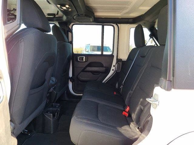 2020 JEEP WRANGLER UNLIMITED SAHARA 1C4HJXEN8LW213230