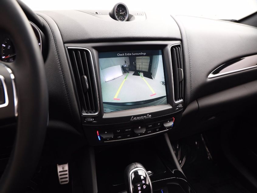 2018 MASERATI LEVANTE S ZN661YUA7JX302210