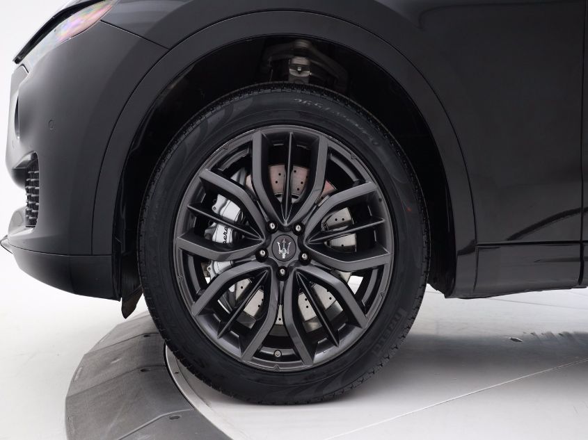 2018 MASERATI LEVANTE S ZN661YUA7JX302210
