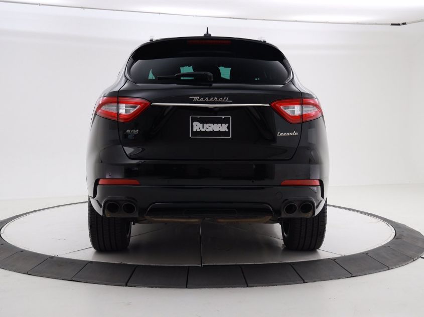 2018 MASERATI LEVANTE S ZN661YUA7JX302210