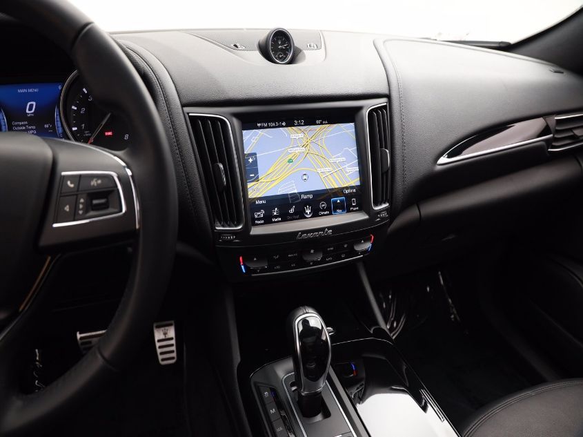 2018 MASERATI LEVANTE S ZN661YUA7JX302210