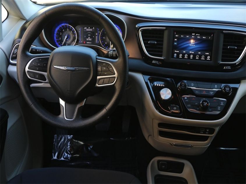 2020 CHRYSLER VOYAGER L 2C4RC1AG5LR255303