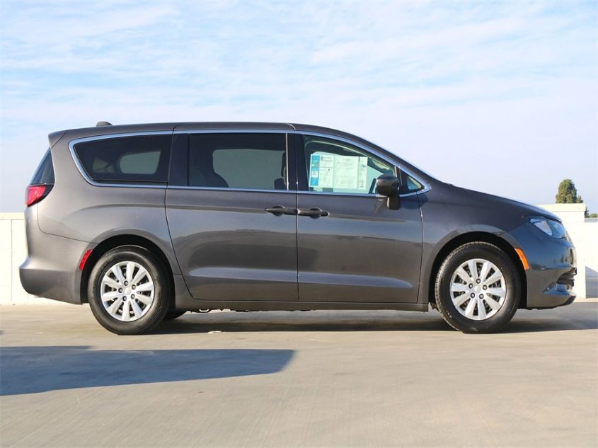 2020 CHRYSLER VOYAGER L 2C4RC1AG5LR255303