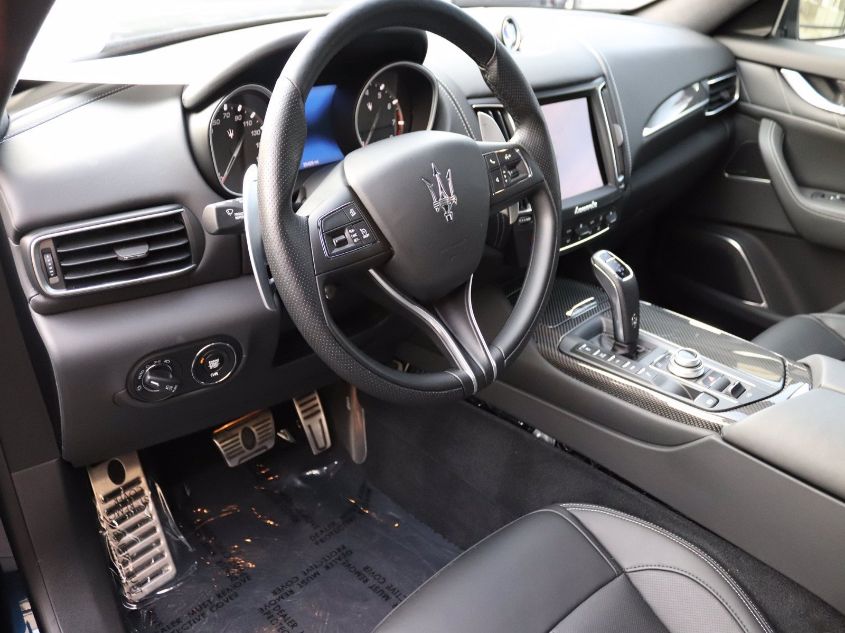 2019 MASERATI LEVANTE S GRANSPORT ZN661YUS7KX328168