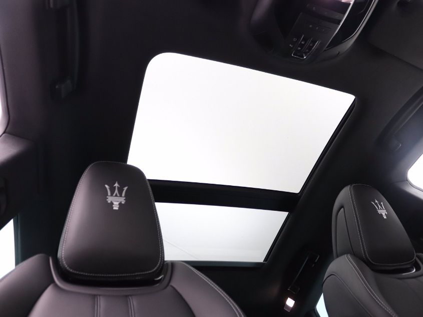 2019 MASERATI LEVANTE S GRANSPORT ZN661YUS7KX328168