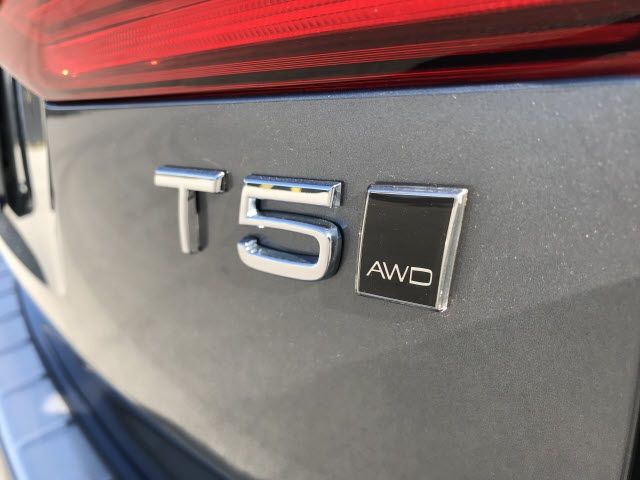 2021 VOLVO XC60 INSCRIPTION YV4102RL4M1732383