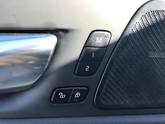 2021 VOLVO XC60 INSCRIPTION YV4102RL4M1732383