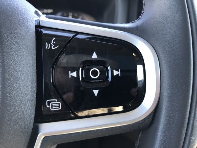 2021 VOLVO XC60 INSCRIPTION YV4102RL4M1732383