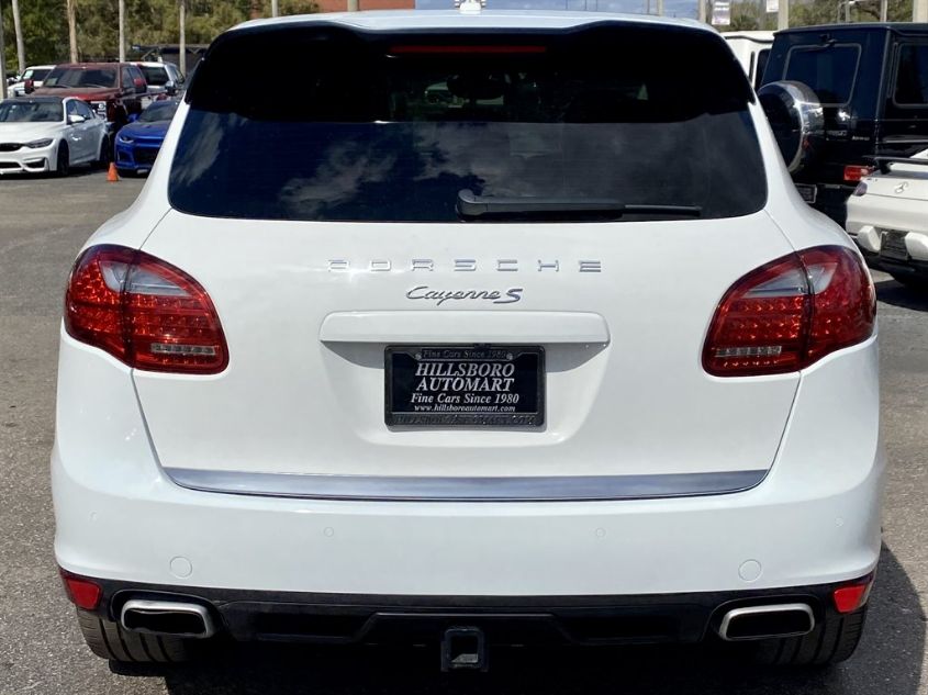 2013 PORSCHE CAYENNE S WP1AB2A22DLA85789