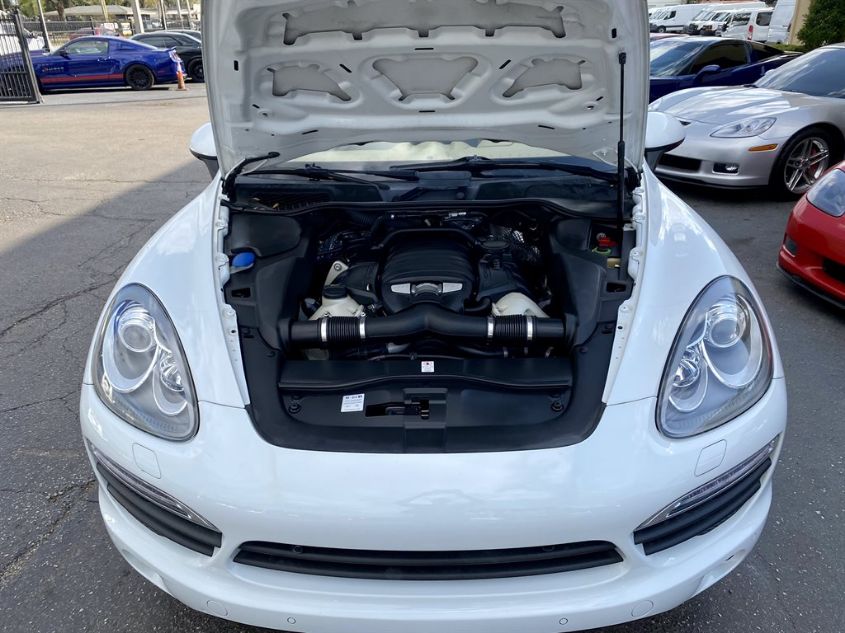 2013 PORSCHE CAYENNE S WP1AB2A22DLA85789