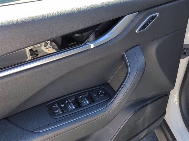 2019 MASERATI LEVANTE ZN661XUA4KX320711