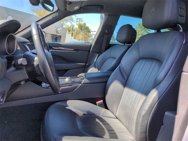 2019 MASERATI LEVANTE ZN661XUA4KX320711