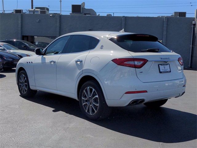 2019 MASERATI LEVANTE ZN661XUA4KX320711