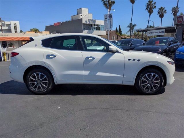 2019 MASERATI LEVANTE ZN661XUA4KX320711