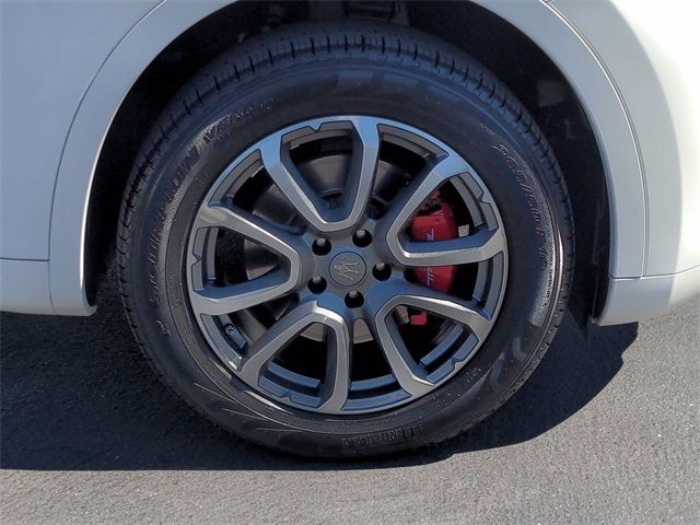 2019 MASERATI LEVANTE ZN661XUA4KX320711