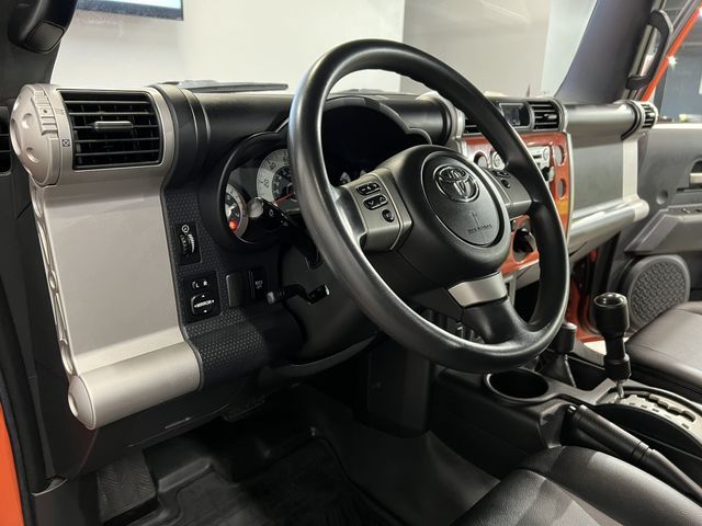 2014 TOYOTA FJ CRUISER JTEBU4BF7EK184687
