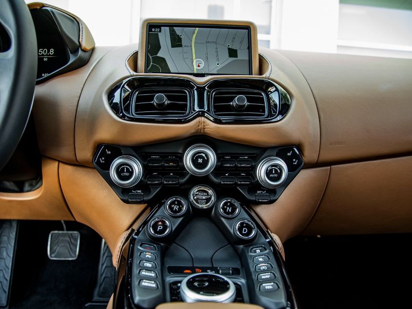 2020 ASTON MARTIN VANTAGE SCFSMGAW4LGN04606