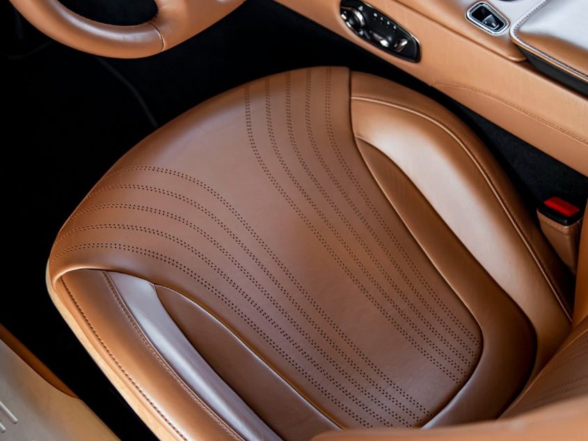 2020 ASTON MARTIN DB11 V8 SCFRMFAW7LGL08572