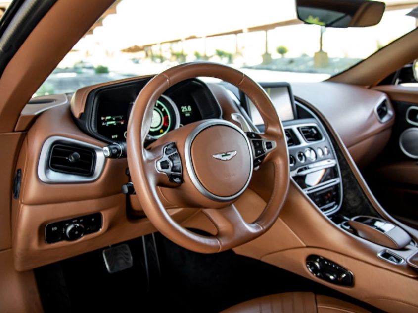 2020 ASTON MARTIN DB11 V8 SCFRMFAW7LGL08572