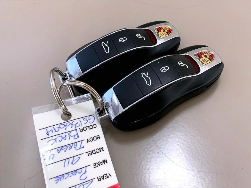 2016 PORSCHE 911 4S/4 GTS WP0BB2A9XGS136694