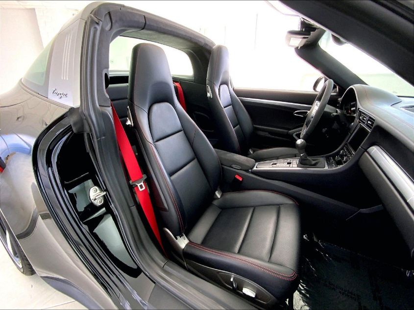 2016 PORSCHE 911 4S/4 GTS WP0BB2A9XGS136694