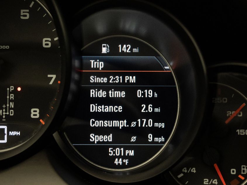 2013 PORSCHE CAYENNE WP1AA2A24DLA05508