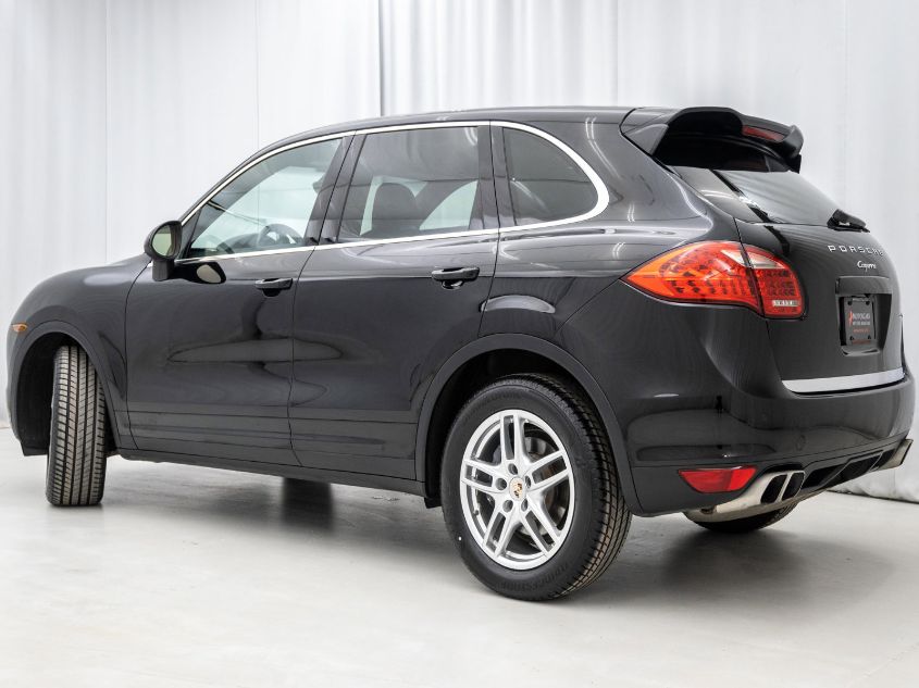 2013 PORSCHE CAYENNE WP1AA2A24DLA05508