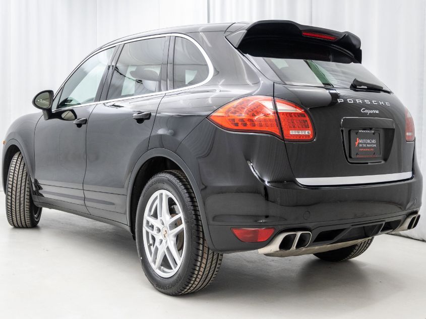 2013 PORSCHE CAYENNE WP1AA2A24DLA05508