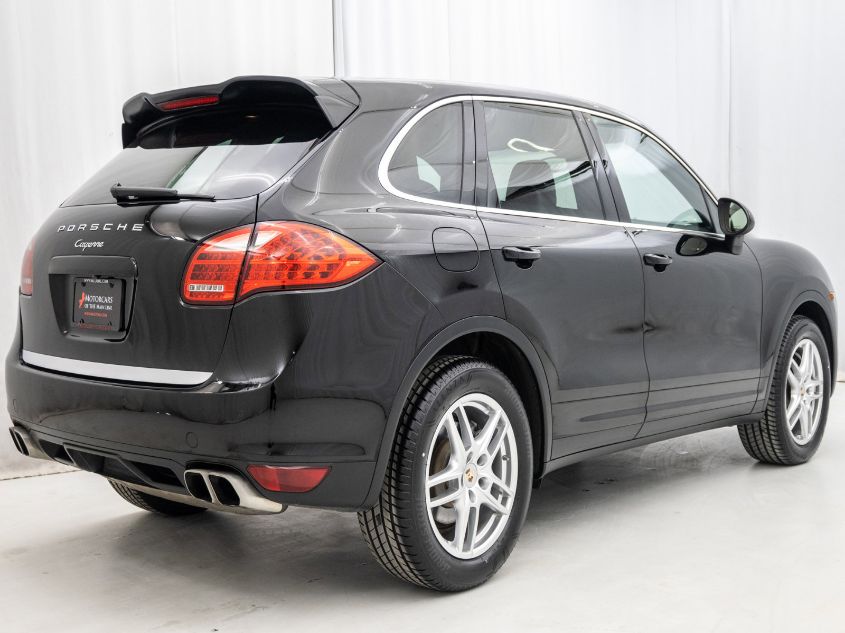 2013 PORSCHE CAYENNE WP1AA2A24DLA05508