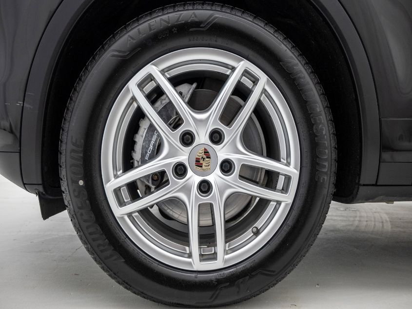 2013 PORSCHE CAYENNE WP1AA2A24DLA05508