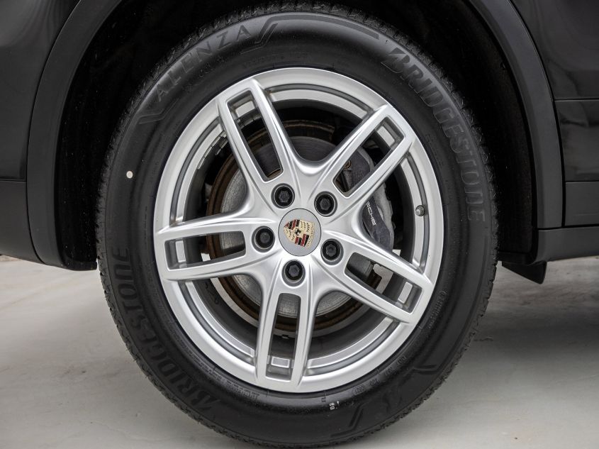 2013 PORSCHE CAYENNE WP1AA2A24DLA05508