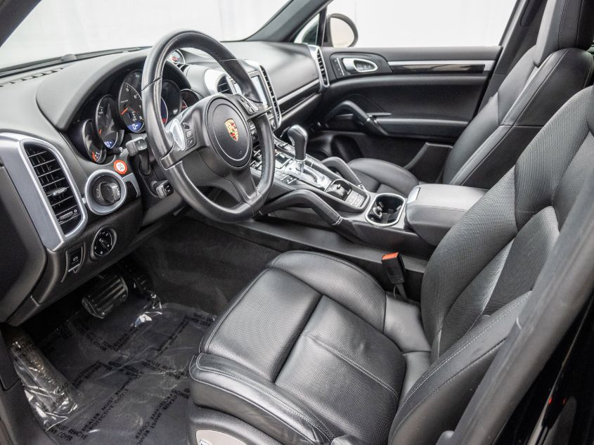 2013 PORSCHE CAYENNE WP1AA2A24DLA05508