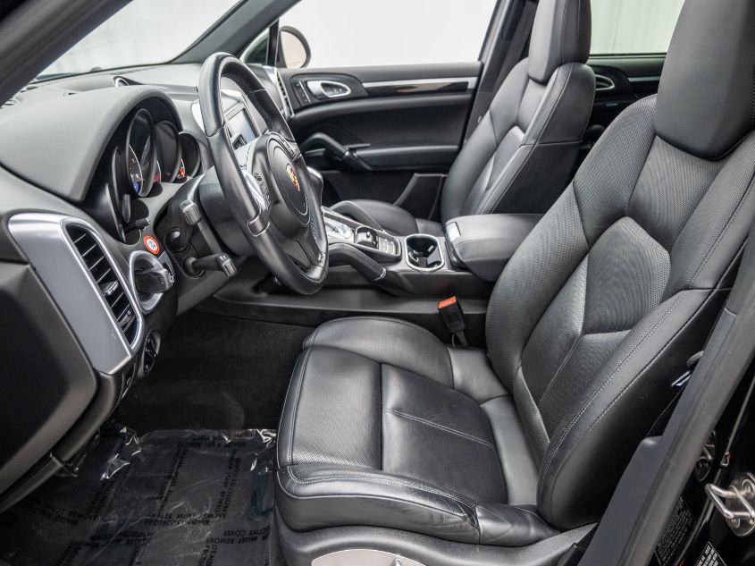 2013 PORSCHE CAYENNE WP1AA2A24DLA05508