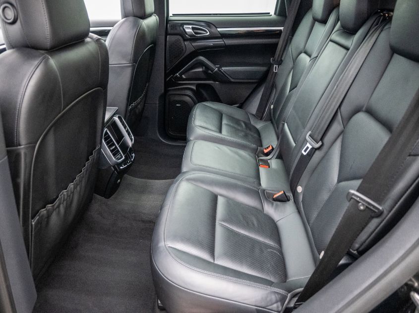 2013 PORSCHE CAYENNE WP1AA2A24DLA05508