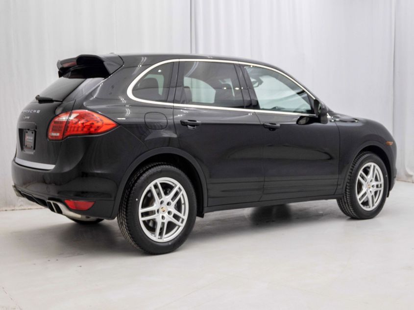 2013 PORSCHE CAYENNE WP1AA2A24DLA05508