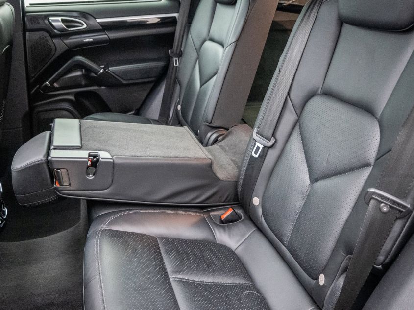 2013 PORSCHE CAYENNE WP1AA2A24DLA05508