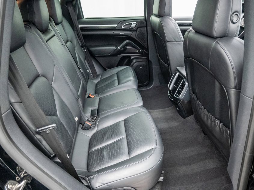 2013 PORSCHE CAYENNE WP1AA2A24DLA05508