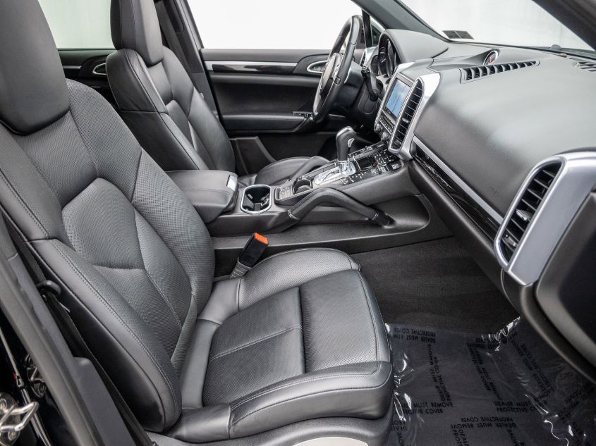 2013 PORSCHE CAYENNE WP1AA2A24DLA05508