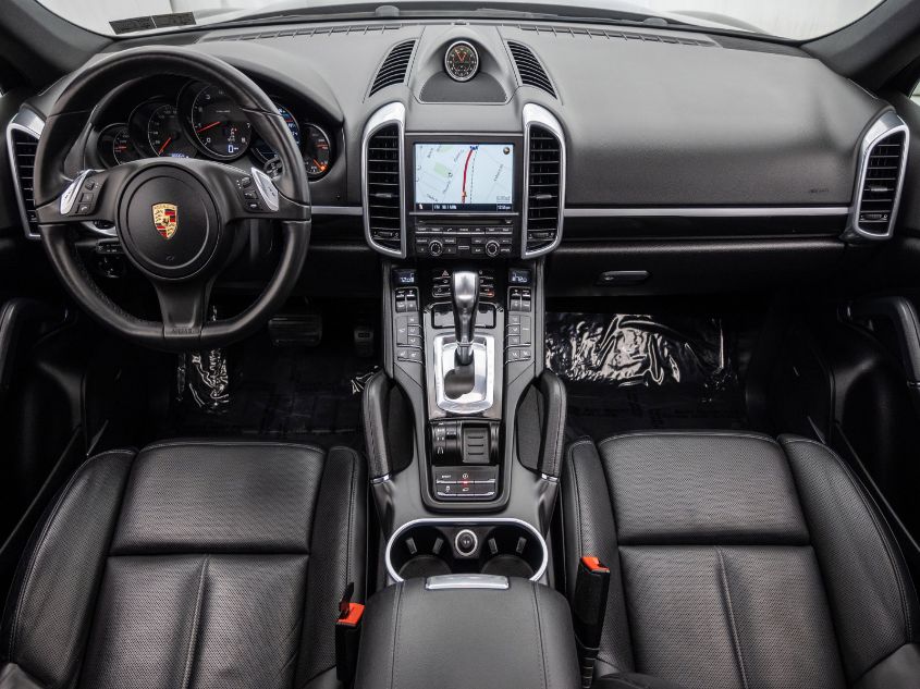 2013 PORSCHE CAYENNE WP1AA2A24DLA05508