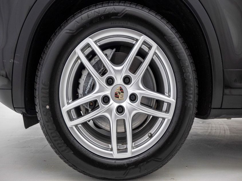 2013 PORSCHE CAYENNE WP1AA2A24DLA05508