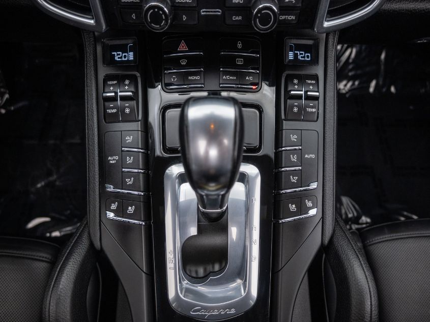 2013 PORSCHE CAYENNE WP1AA2A24DLA05508