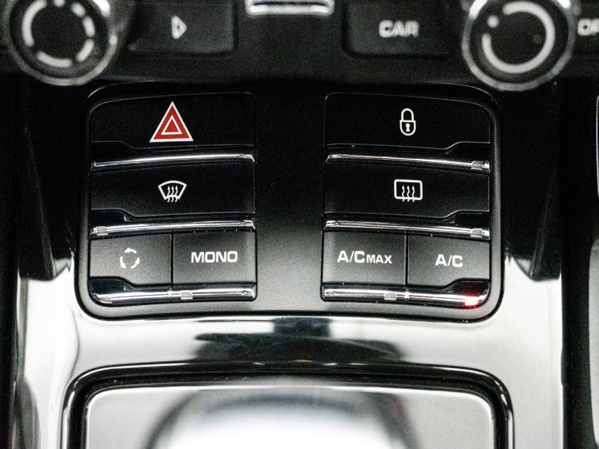 2013 PORSCHE CAYENNE WP1AA2A24DLA05508
