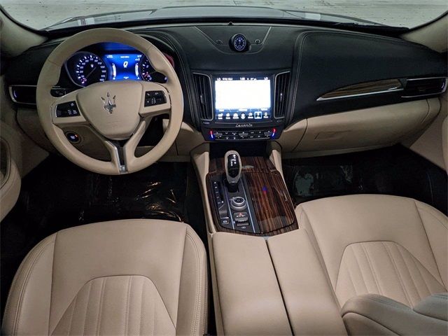 2018 MASERATI LEVANTE ZN661XUAXJX299393