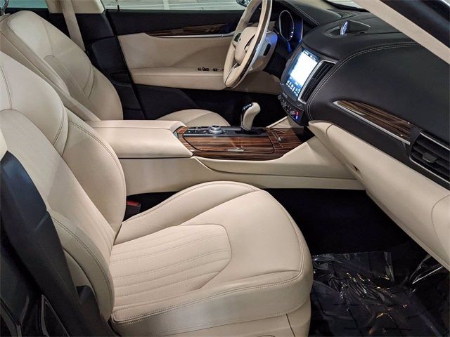 2018 MASERATI LEVANTE ZN661XUAXJX299393