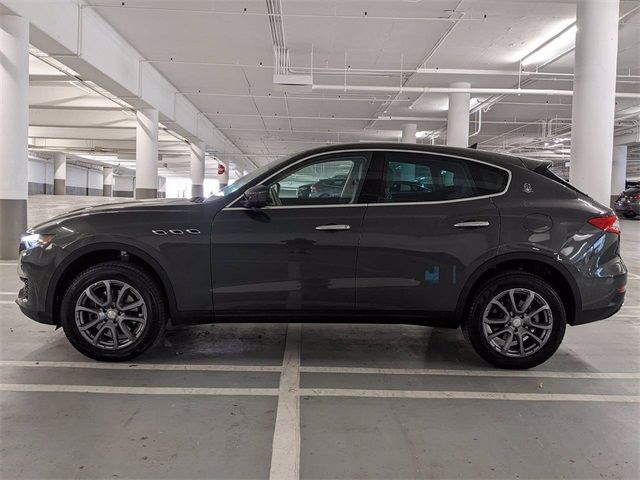 2018 MASERATI LEVANTE ZN661XUAXJX299393