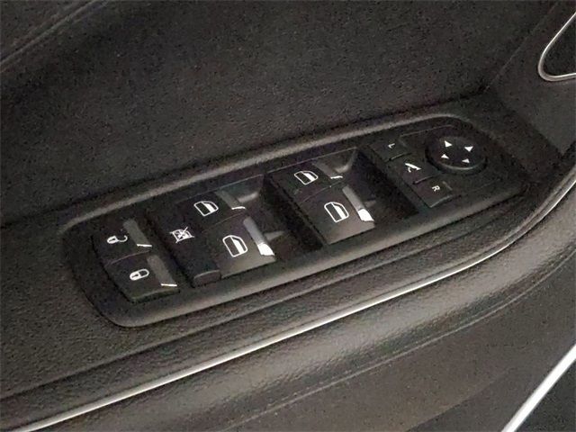 2019 MASERATI LEVANTE S ZN661YUA5KX308265