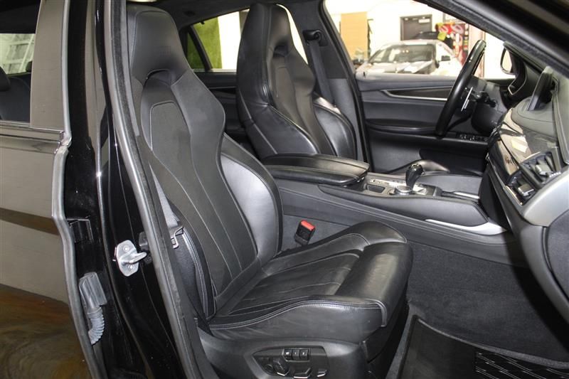 2016 BMW X6 M 5YMKW8C52G0R43036